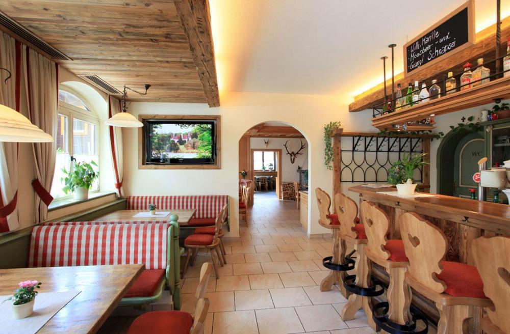 Cafe Pension Heim Kirchberg in Tirol Eksteriør billede